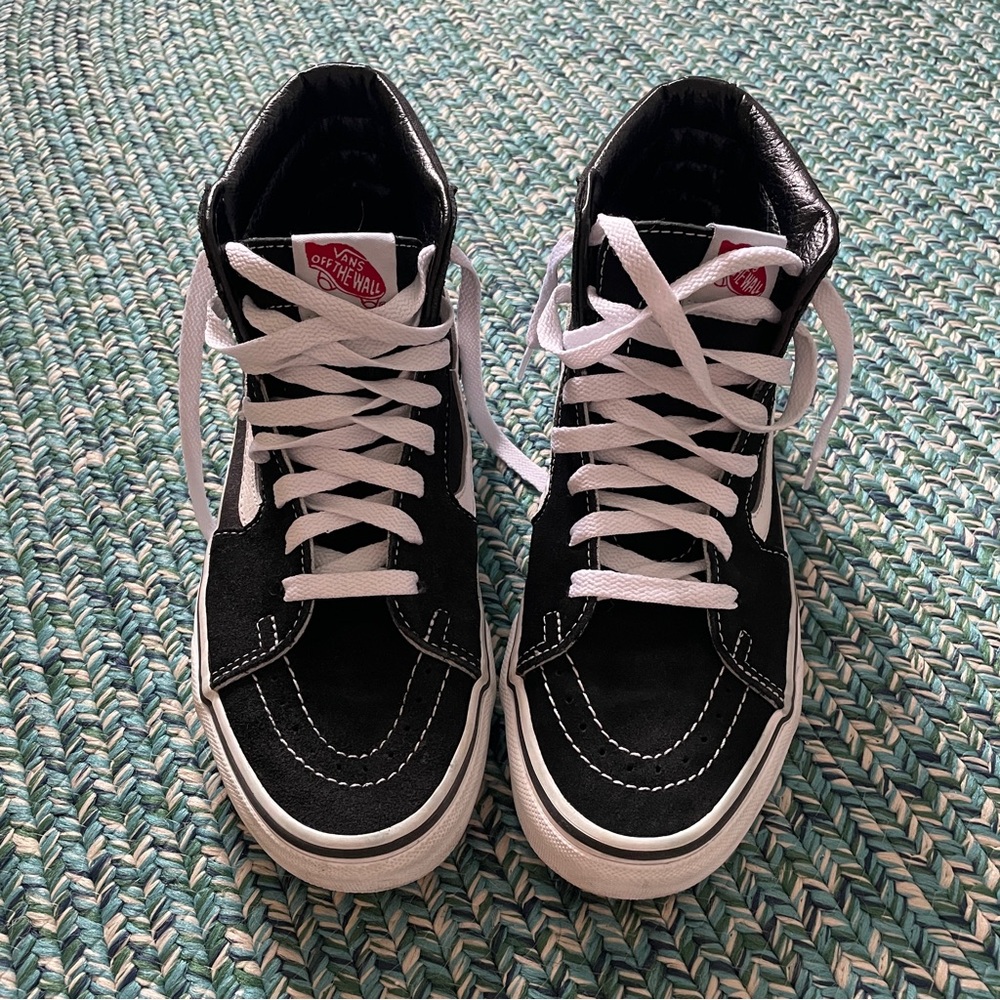 Vans Skateboard Shoes size MEN 7/WOMEN 8.5